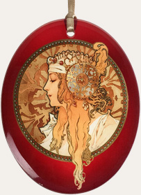 Mucha Blonde on Red